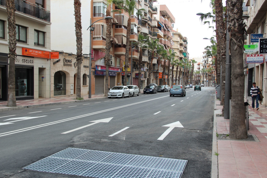 principal-el-ayuntamiento-de-san-vicente-abre-al-trafico-ancha-de-castelar-tras-finalizar-las-obras-del-colector-contra-inundaciones-es