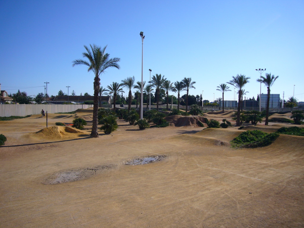 Pista_de_BMX_del_Parque_Huerto_Lo_Torrent